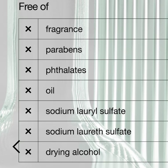 Clinique Even Better Clinical™ Radical Dark Spot Corrector + Interrupter… - Picture 12 of 12